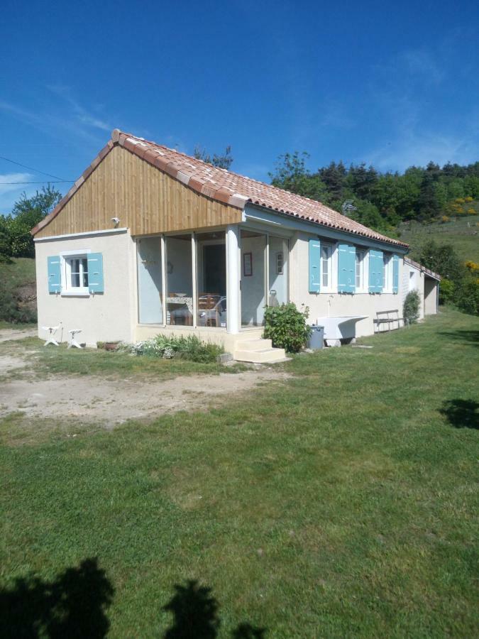 Gite De La Vialle Ламастр Екстериор снимка